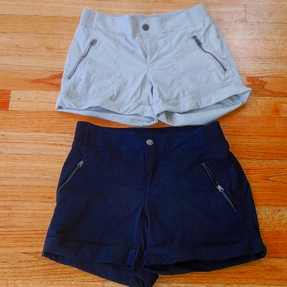 Atheleta activewear shorts: mid waist, black size 4, khaki size 0